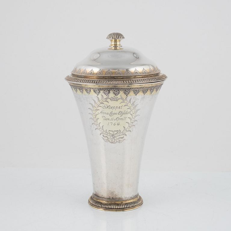 Peter Stenfelt, a silver beaker, Gävle, 1764. With lid by Otto Lindeberg, Stockholm, 1916.