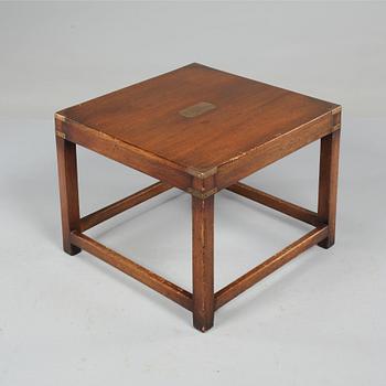 SIDOBORD, England, Nordiska Kompaniet, omkring 1900-talets mitt.