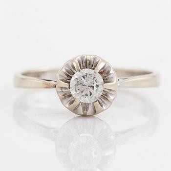 Brilliant cut diamond ring.