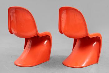 STOLAR, ett par, "Panton chair", Verner Panton för Herman Miller, USA, 1976.