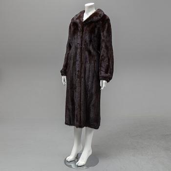 A mink fur, size ca 38.