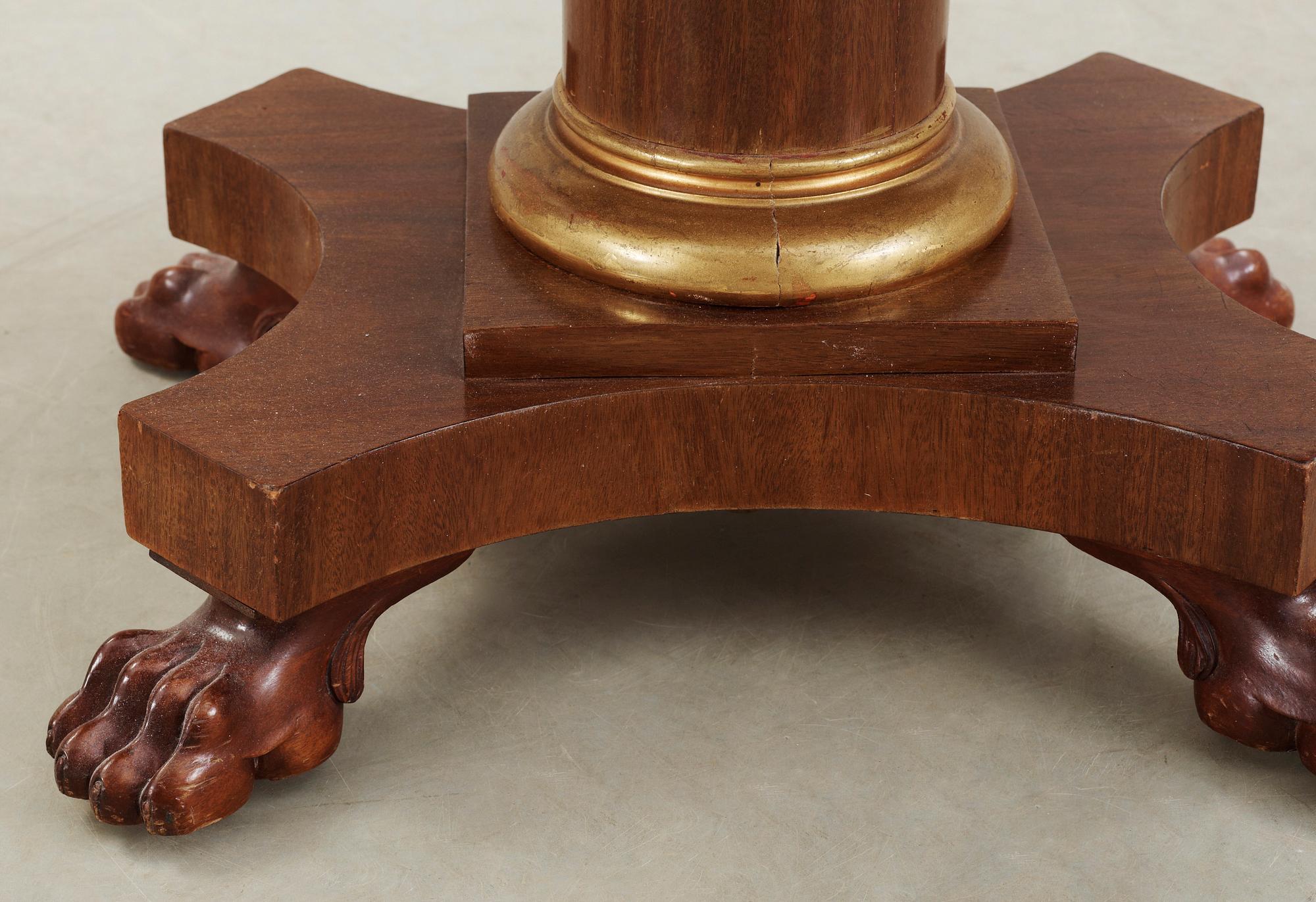 BORD, Karl Johan, 1800-talets första  hälft.