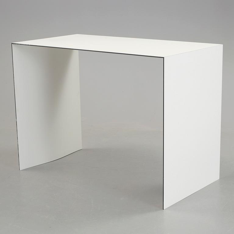 BORD, "Thinner", Tobias Berneth för Karl Andersson och Söner, 2011.