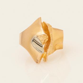 Björn Weckström, ring, "Geisir", 14K guld, Lapponia, Finland.