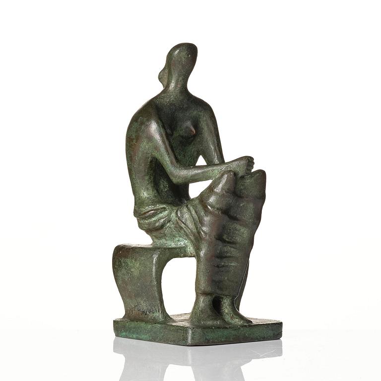 Henry Moore, "Seated figure".