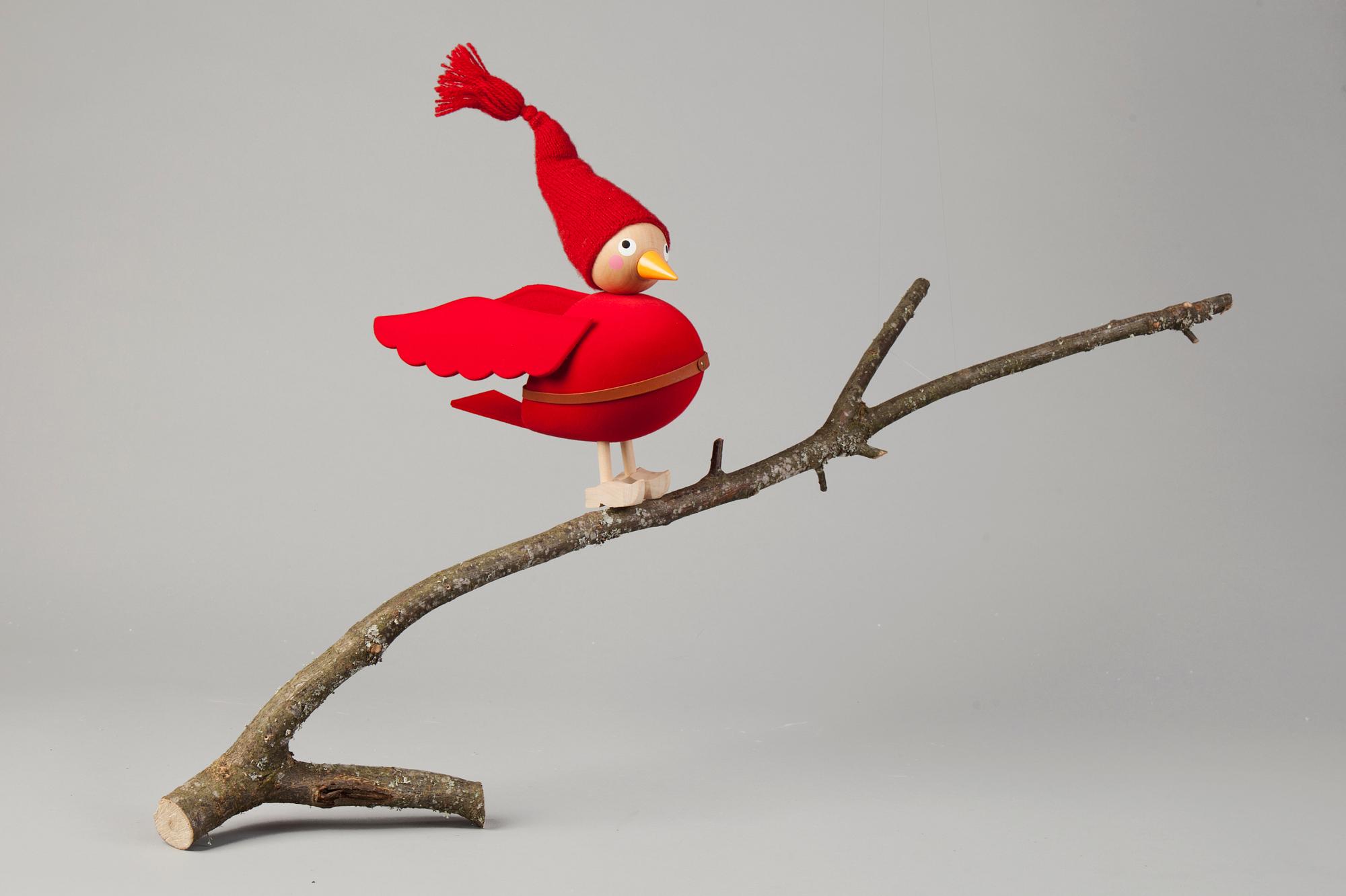 NISSE FLYGARE MED GREN, NK 2014, JoAnn Tan Studio.