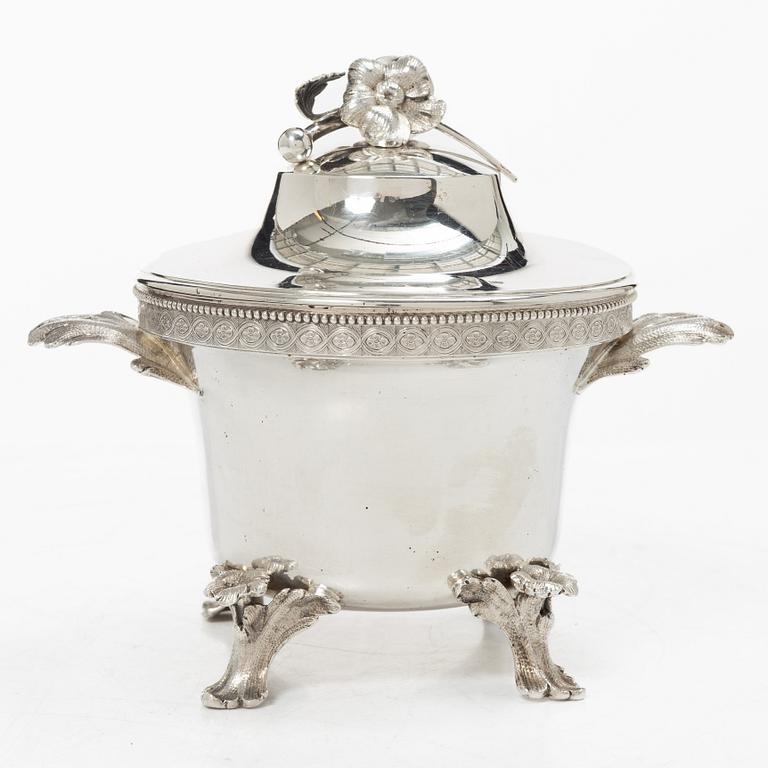 A Swedish silver bowl with lid, mark of Alfred Ambrosius, Stockholm 1891.