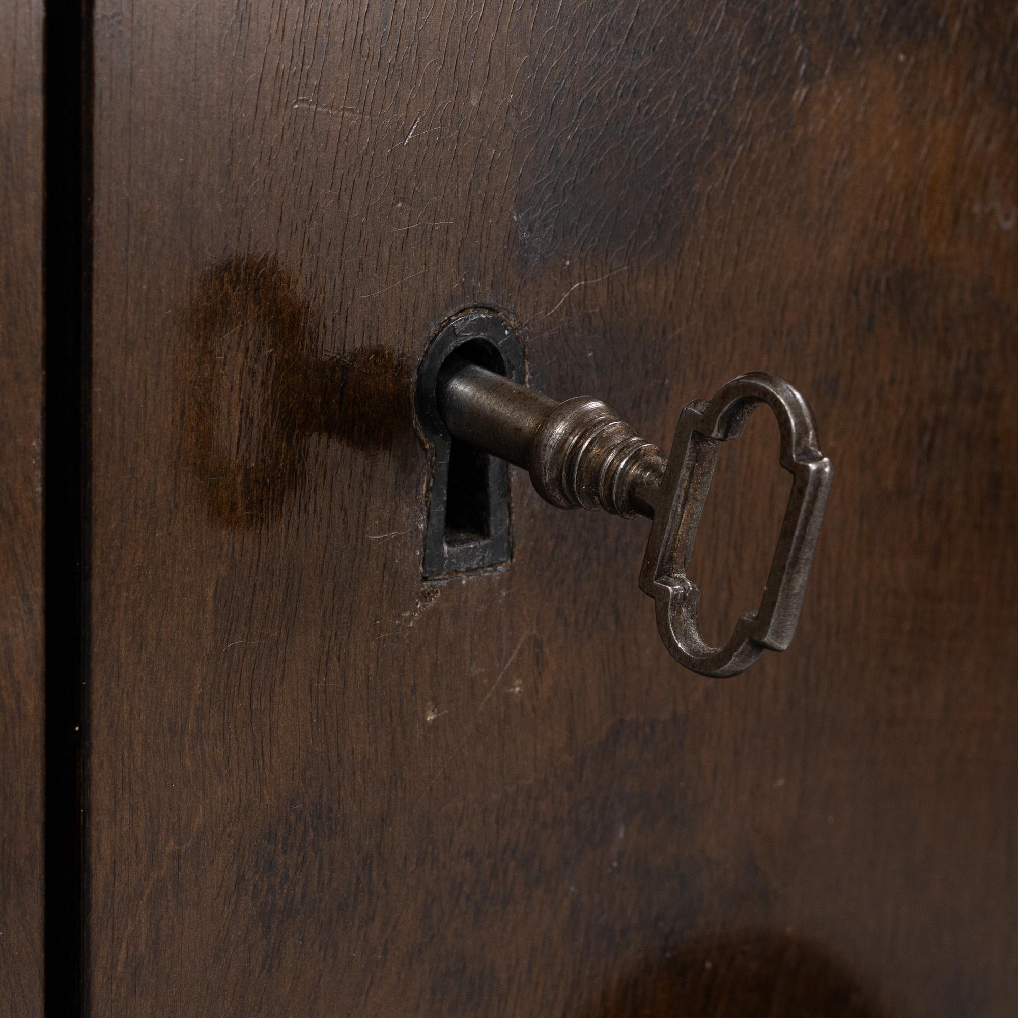 Skåp, funkis, 1930-tal.