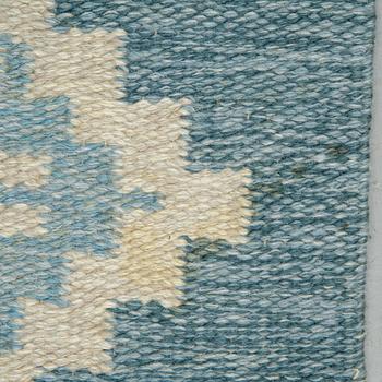 Matto, flat weave, ca 202,5-204 x 137-138 cm, signed IB.