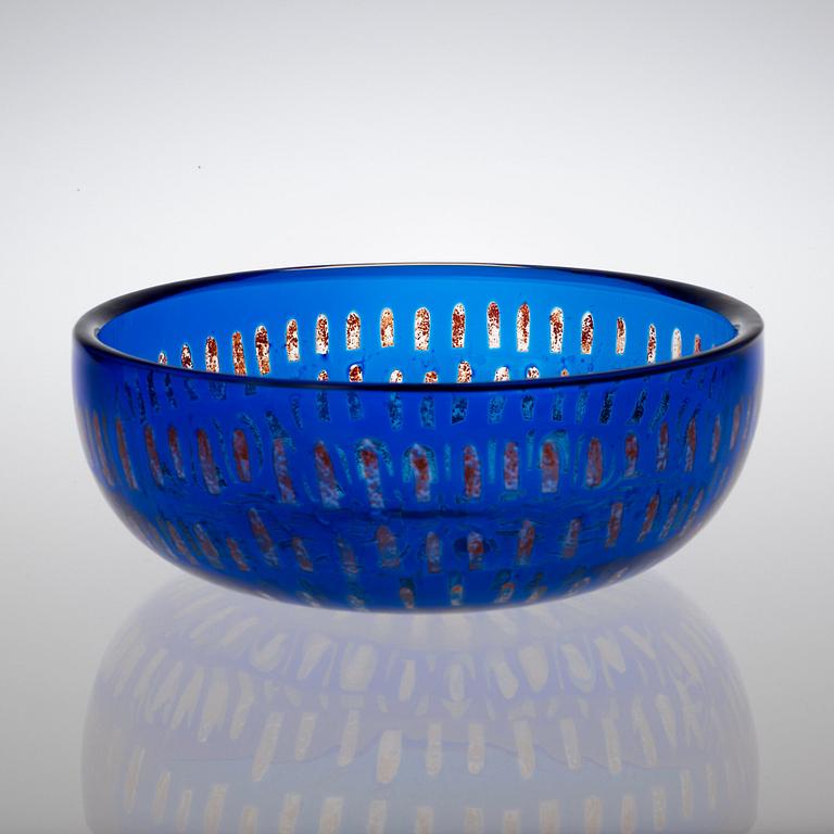 A Sven Palmqvist 'Ravenna' glass bowl, Orrefors 1975.