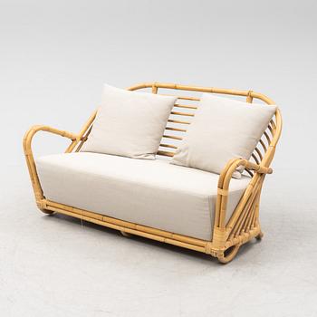 Arne Jacobsen, soffa, "Charlottenborg", ur kollektionen "ICONS", Sika Design, Danmark.