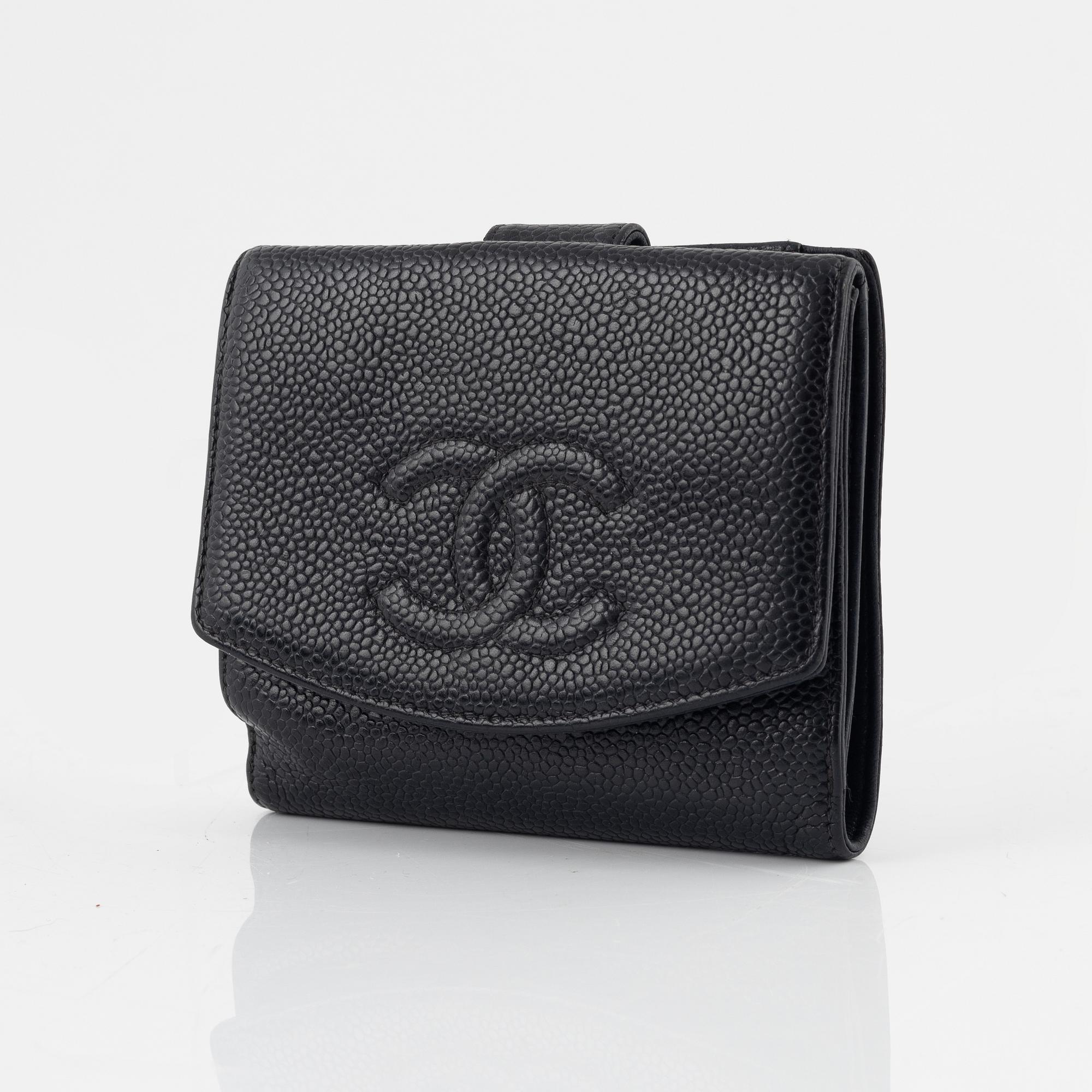 Chanel, wallet.
