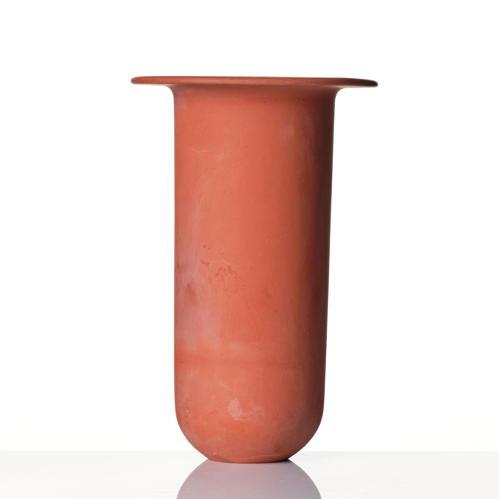 Nick Ross, a vase, "Last of the Free #6", ed. 8, executed in his studio, Stockholm, 2016.