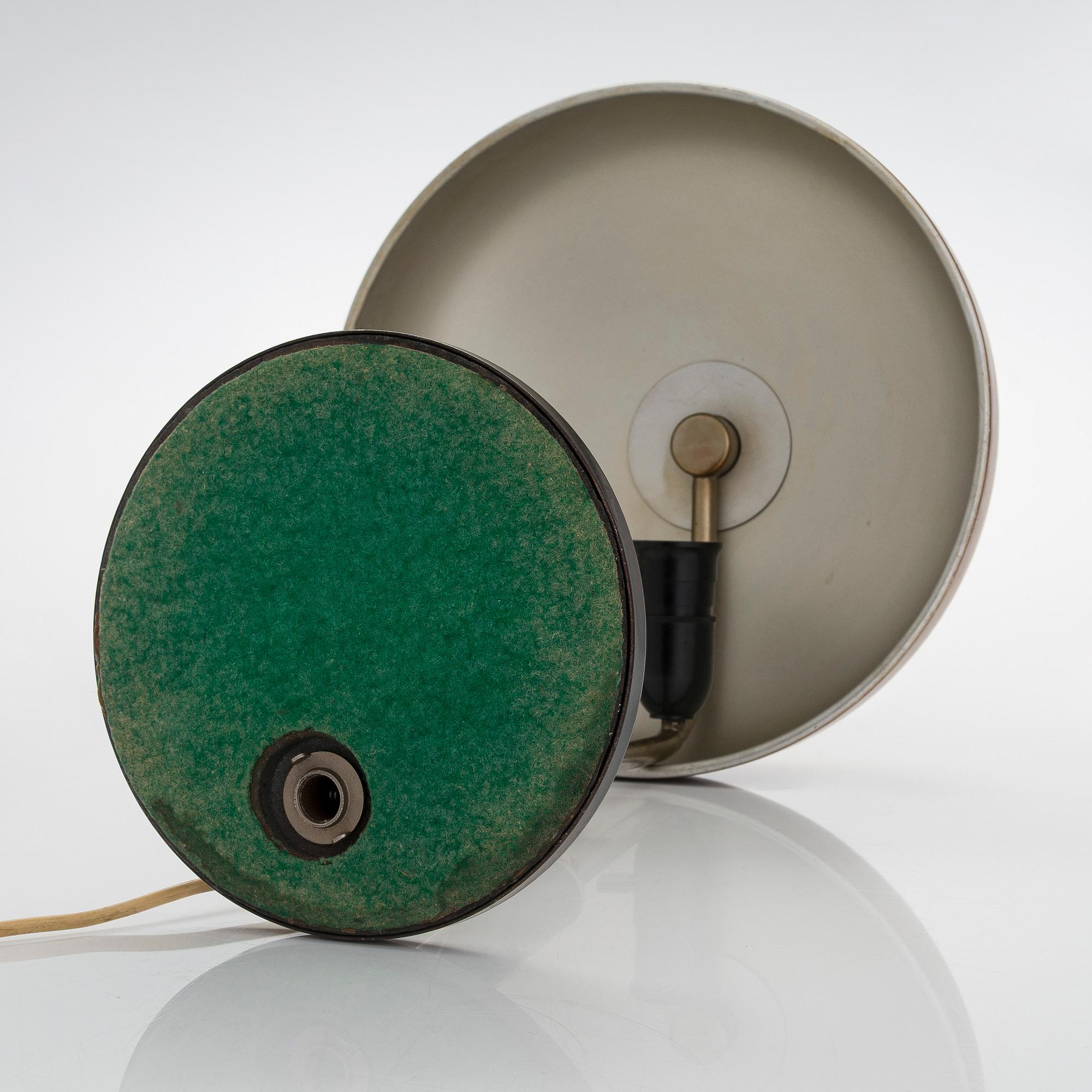 Paavo Tynell, bordslampa, beställningsarbete Taito 1938.