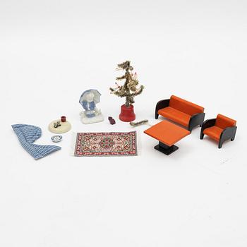 Doll's house with accessories, from around the mid-20th century.