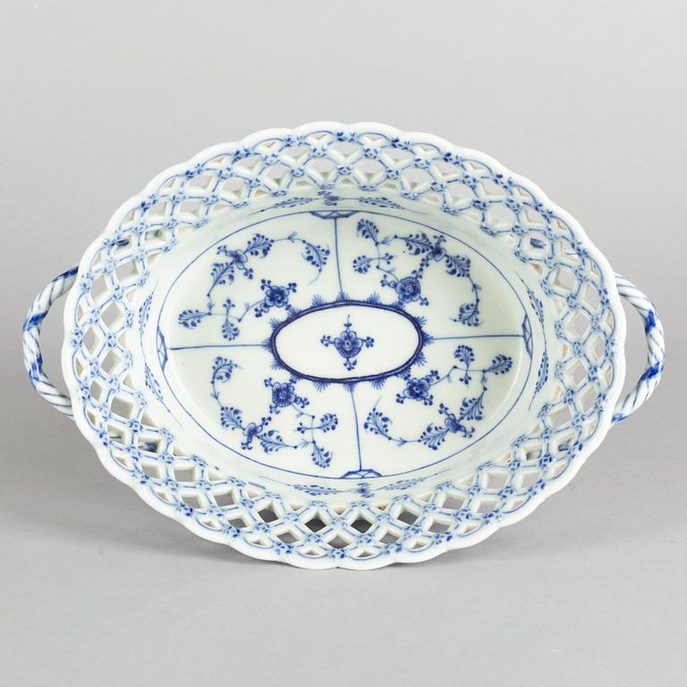 A 'Blue Fluted Full Lace' porcelain fruit basket with stand, Royal Copenhagen, around 1800, stand model 1054 1893-1900.