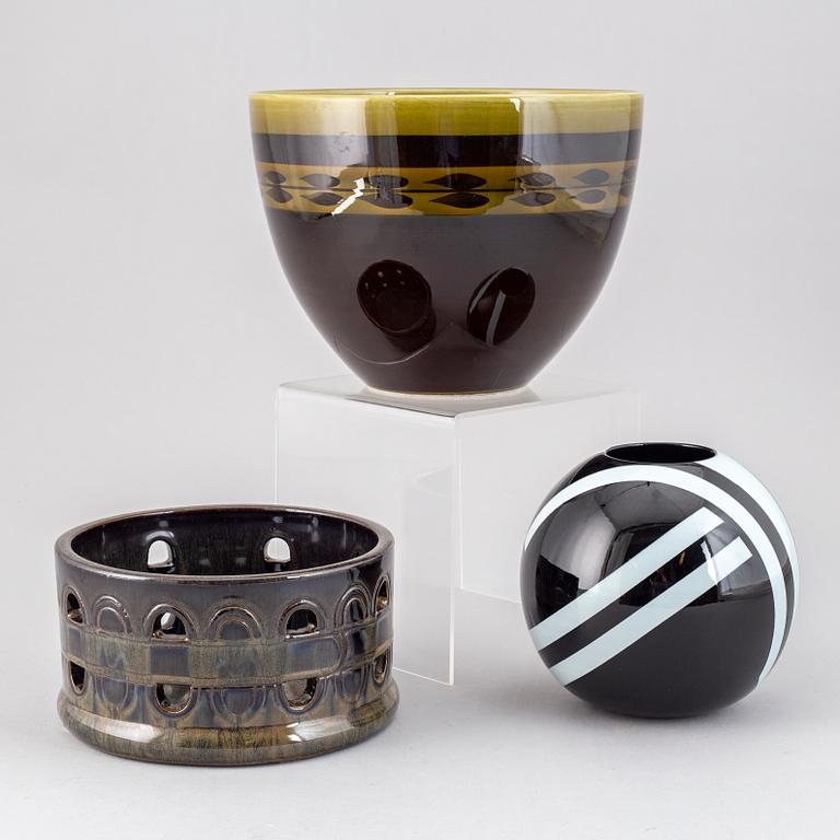 ROLF SINNEMARK, JACKIE LYND and OLLE ALBERIUS, a stoneware vase and two jardinieres, Rörstrand, Sweden.