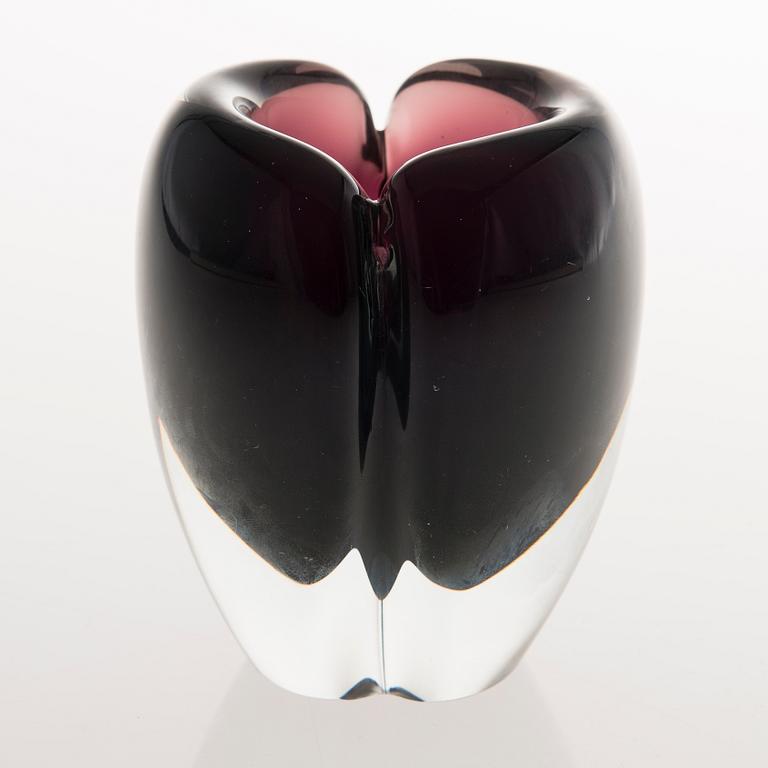 KAJ FRANCK, A KF106 glass vase signed K. Franck Nuutajärvi Notsjö, -58.