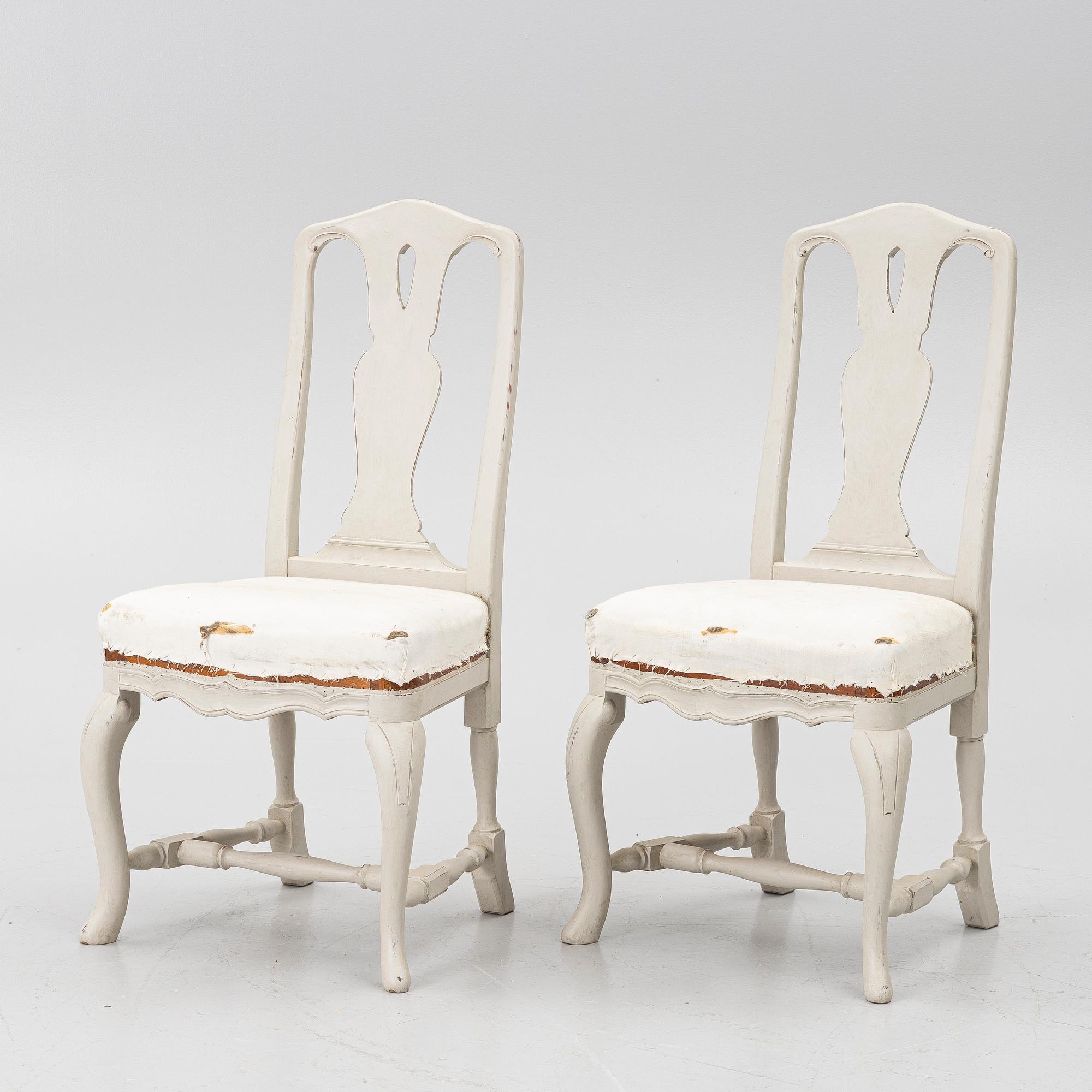 A pair of Rococo-style chairs, 20th century.