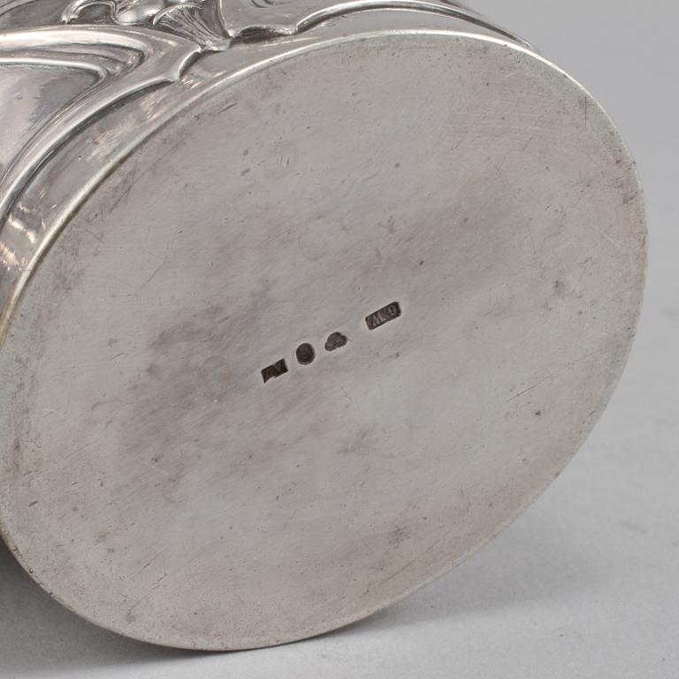 KAFFESERVIS, 3 delar, silver, Göteborg, jugend, 1903. Totalvikt cirka 1019 gram.
