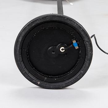 Alvar Aalto, lattiavalaisin, A 805 "Enkelinsiipi". Valaistustyö.