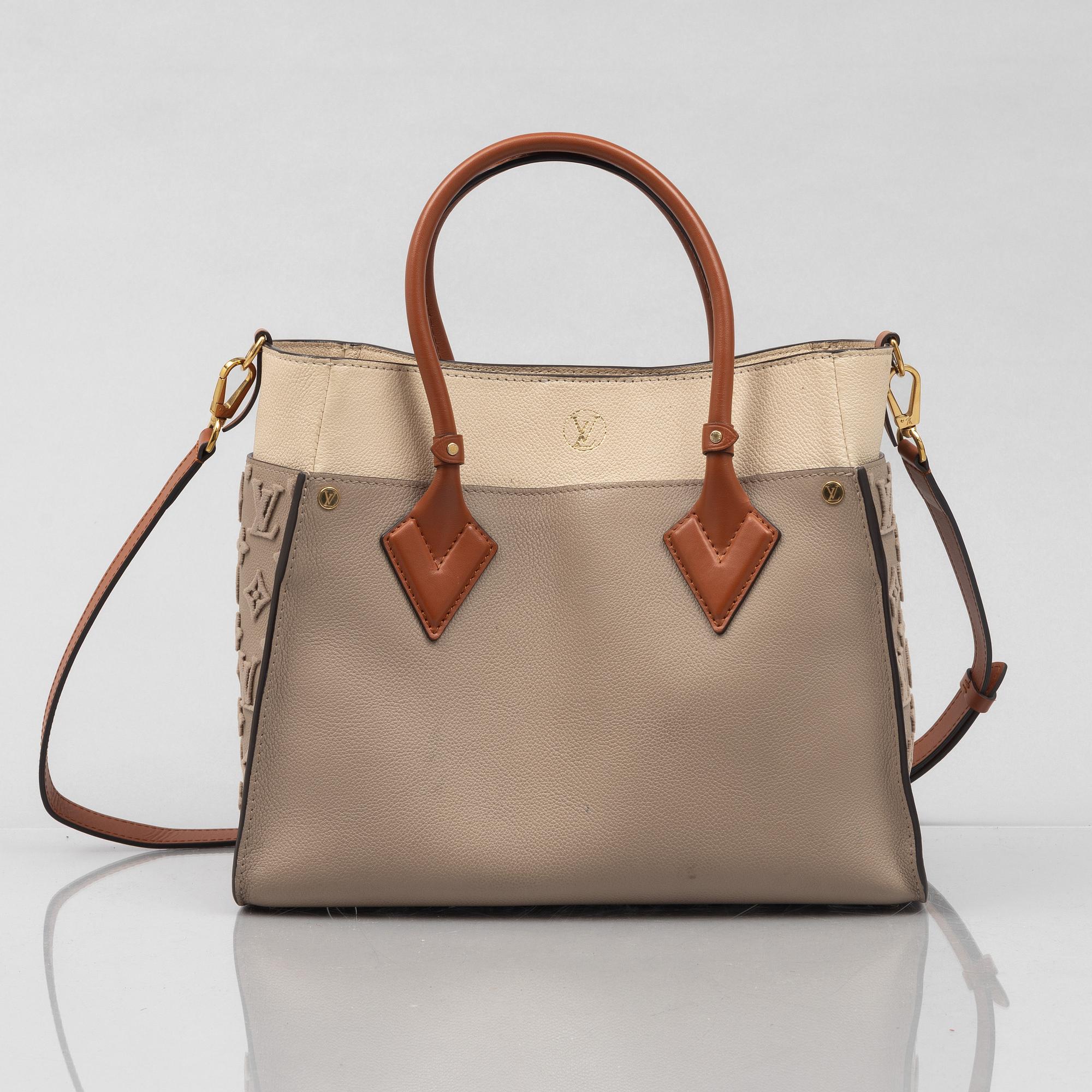 Louis Vuitton, "On My Side MM", 2020.