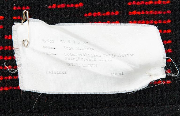 Irja Mikkola, A Finnish long pile rug for Ryijypalvelu. Circa 166x110 cm.