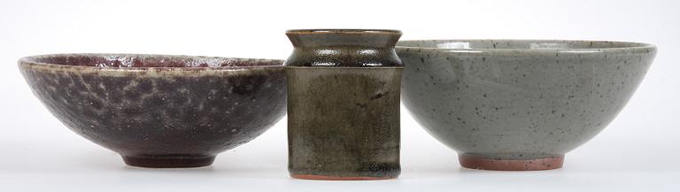 VAS samt SKÅLAR, 2 st, stengods, Rolf palm, Mölle, sign.