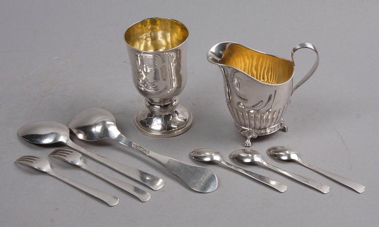 PARTI SILVER, 9 delar, bl a "Rosenholm", 1800-1935.