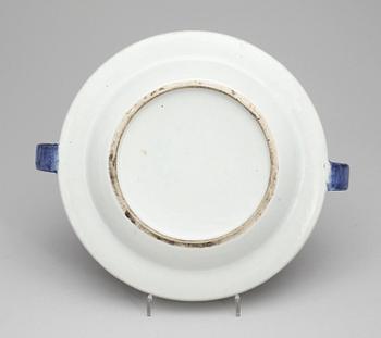 VÄRMEFAT, 3 st, porslin, Kina, Jiaqing ( 1796-1820).