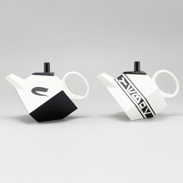 ROLF SINNEMARK, two "Cube" porcelain teapot for Rörstrand in the late 20th century.