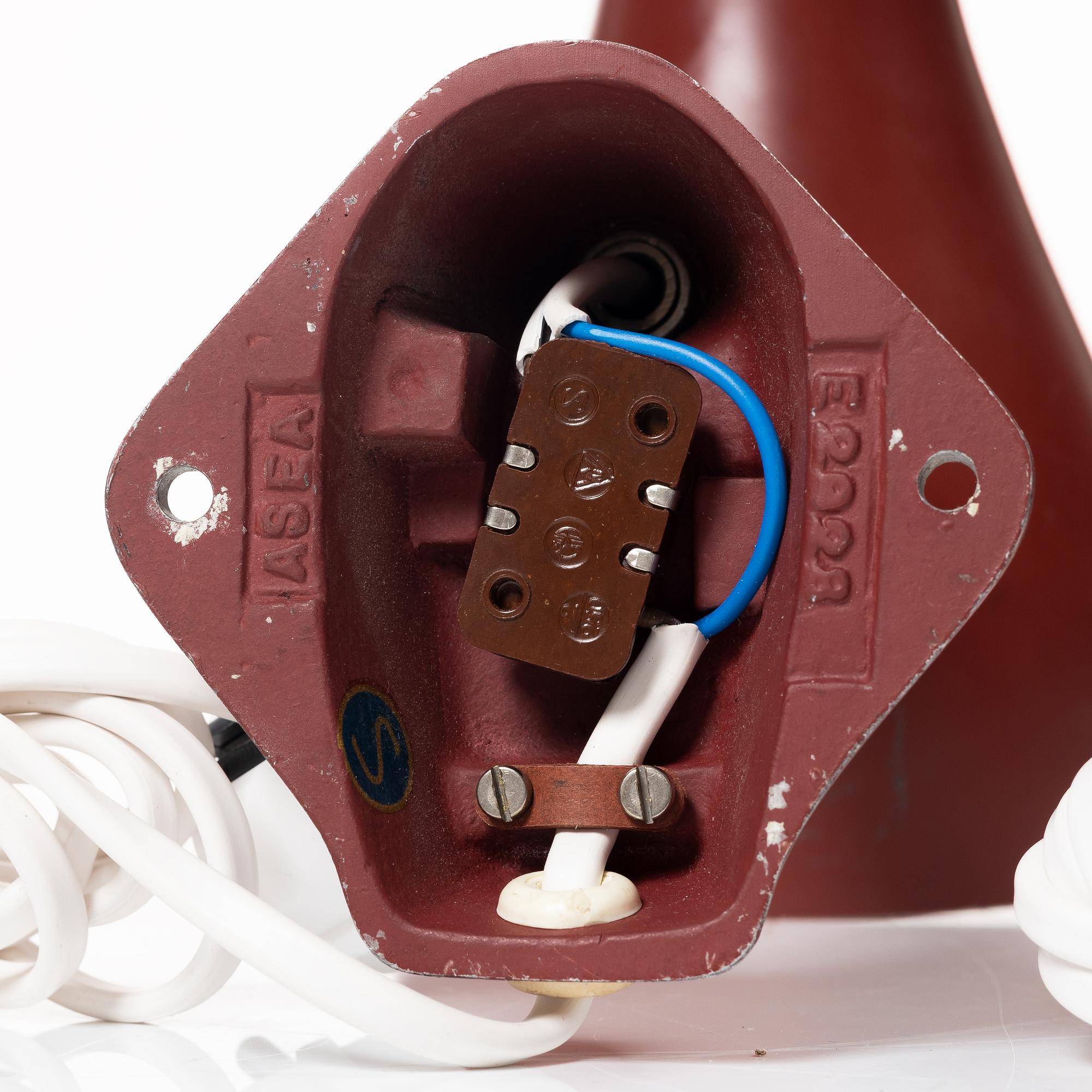 Asea, a pair of wall lamps model "E2928", 1950s.