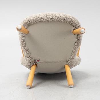 Arnold Madsen, tillskriven, fåtölj "Muslinge/ Clam Chair", Scandinavian Modern, 1940-50-tal.