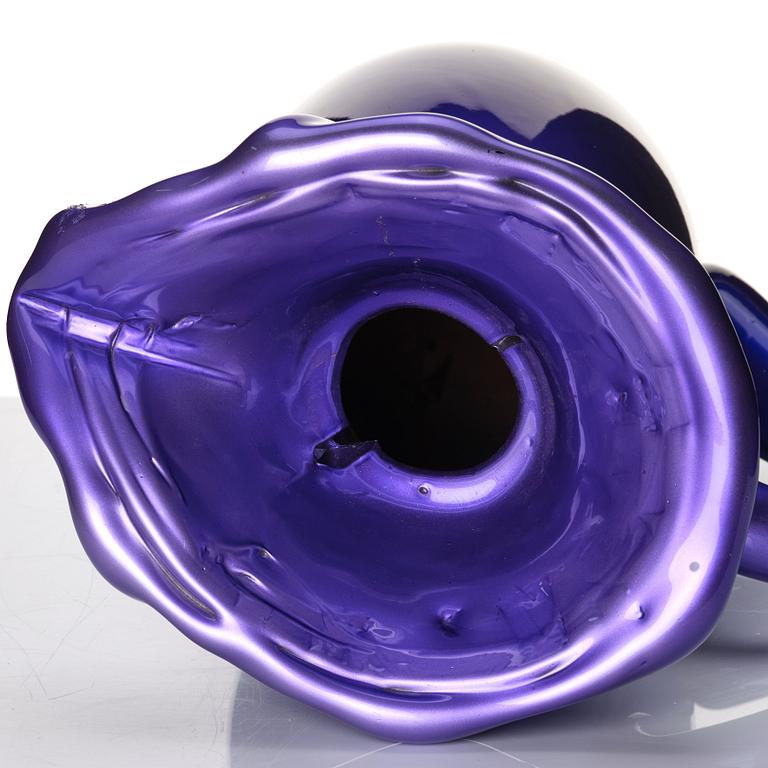 Fredrik Nielsen, a glass sculpture, 'Purple Pitcher', The Glass Factory, Boda, Sweden, 2009.