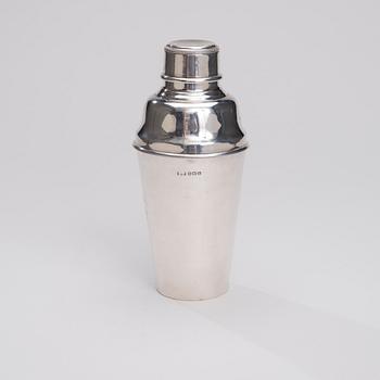 SHAKER, silver, Birmingham, England 1928. Vikt 312,6 g.
