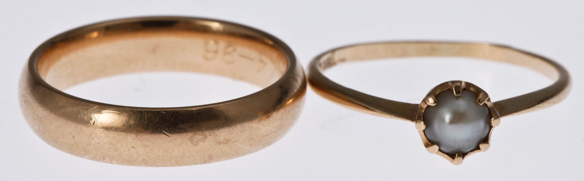 RINGAR, 2 st, 18 K guld, Sverige. Tot vikt 6 gr.
