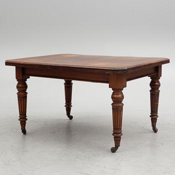 A dining table, W.A & S. Smee, England, late 19th century.