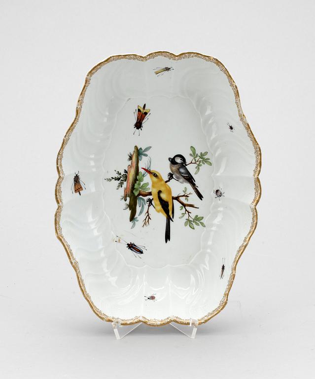 SKÅLFAT. Porslin. Meissen, troligen 1700-tal.