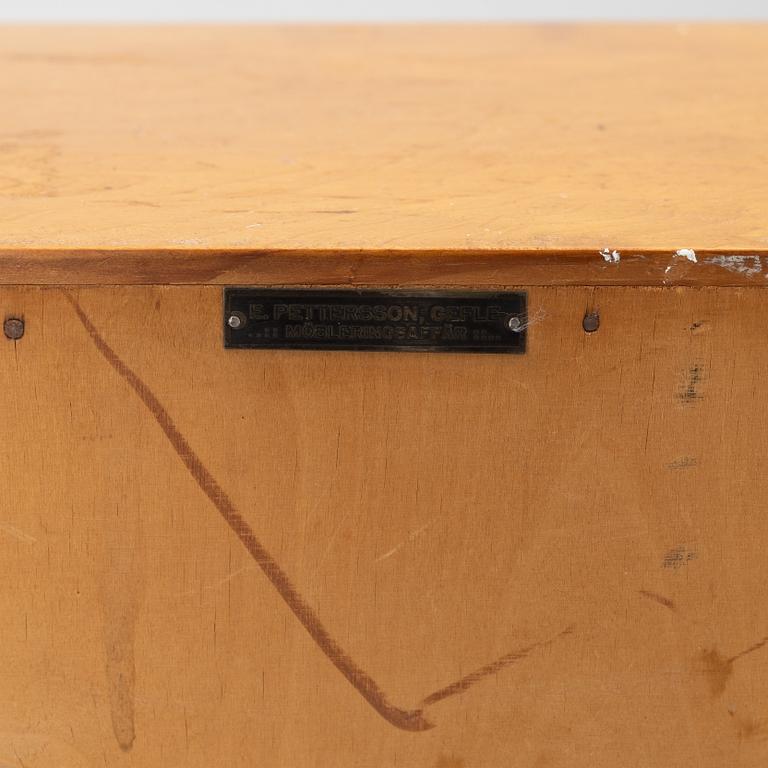 Bookcase / sideboard, first half of the 20th century.