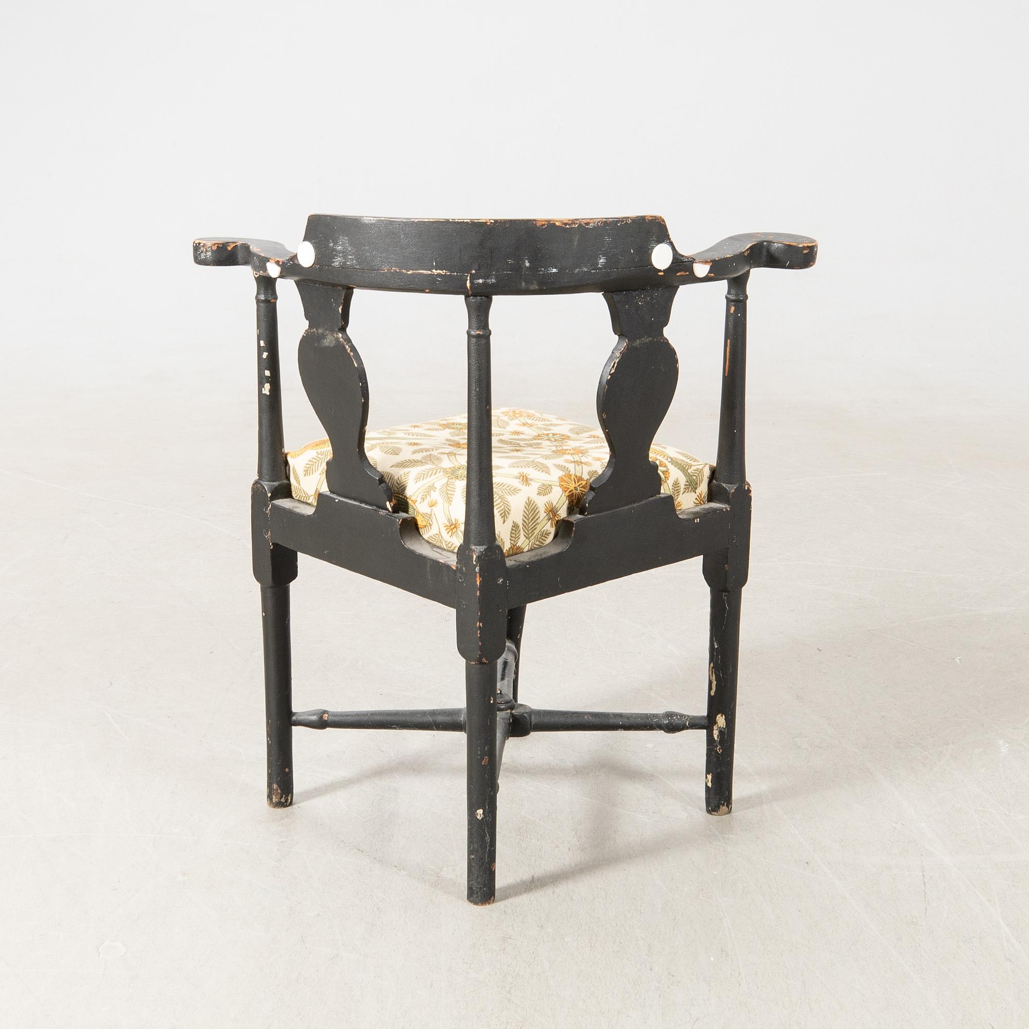 Puderstol, rokoko, 1700-talets andra hälft.