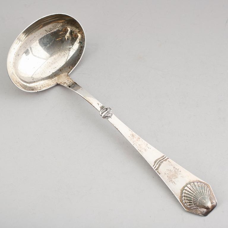 SOPPSLEV, silver, 1927, Danmark. Vikt ca 209 gram.