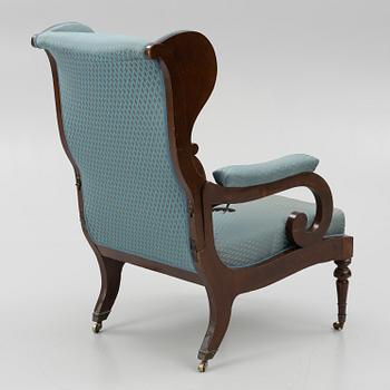 A folding lounge chair, England, 19th century.