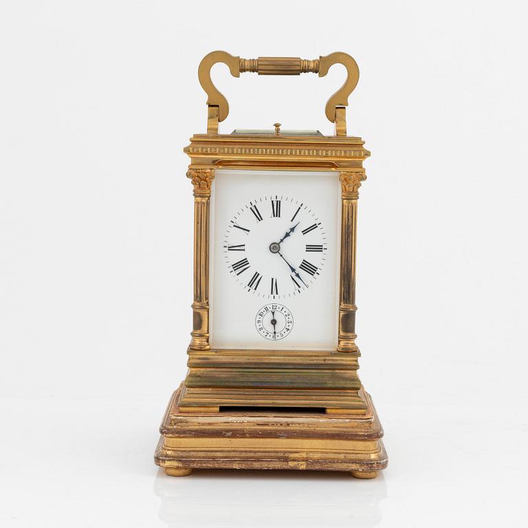 A French carriage clock, early 20th Century.