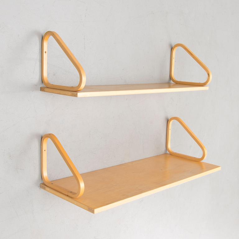 ALVAR AALTO, VÄGGHYLLOR, 2 st, 112A och 112B Artek, 1900-talets slut.
