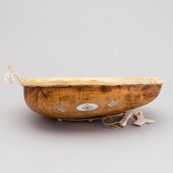 A ceremonial sami drum by THL-slöjd.