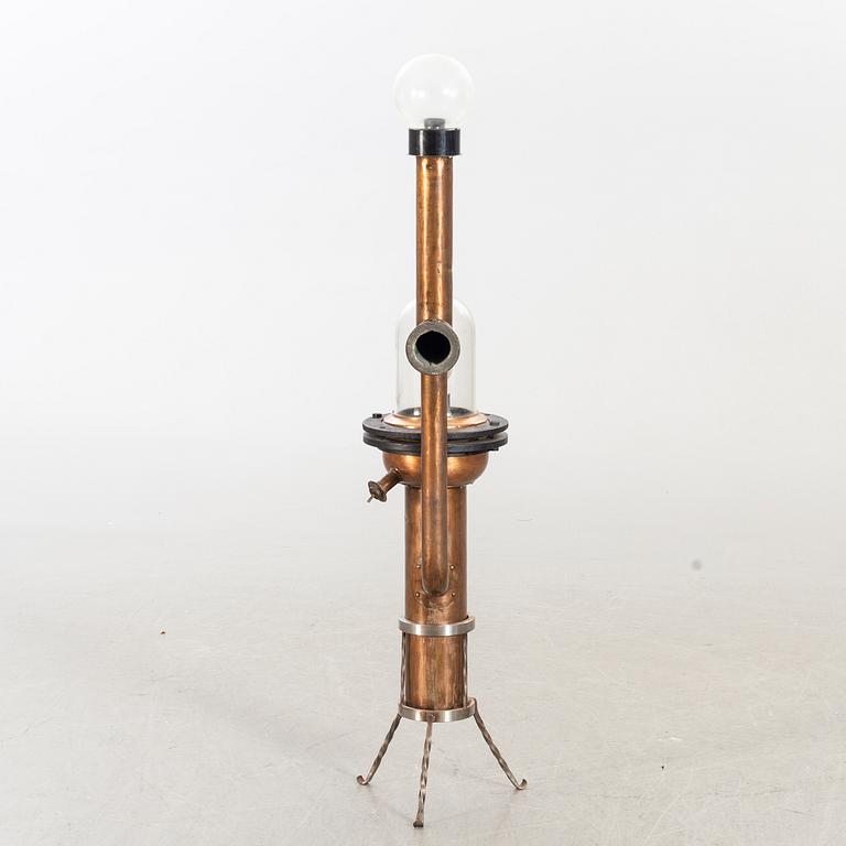GOLVLAMPA / UTOMHUSBELYSNING, koppar, 1900-tal.