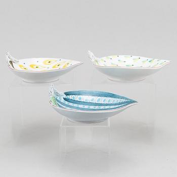 Stig Lindberg,  three earthenware dishes, Gustavsberg studio.