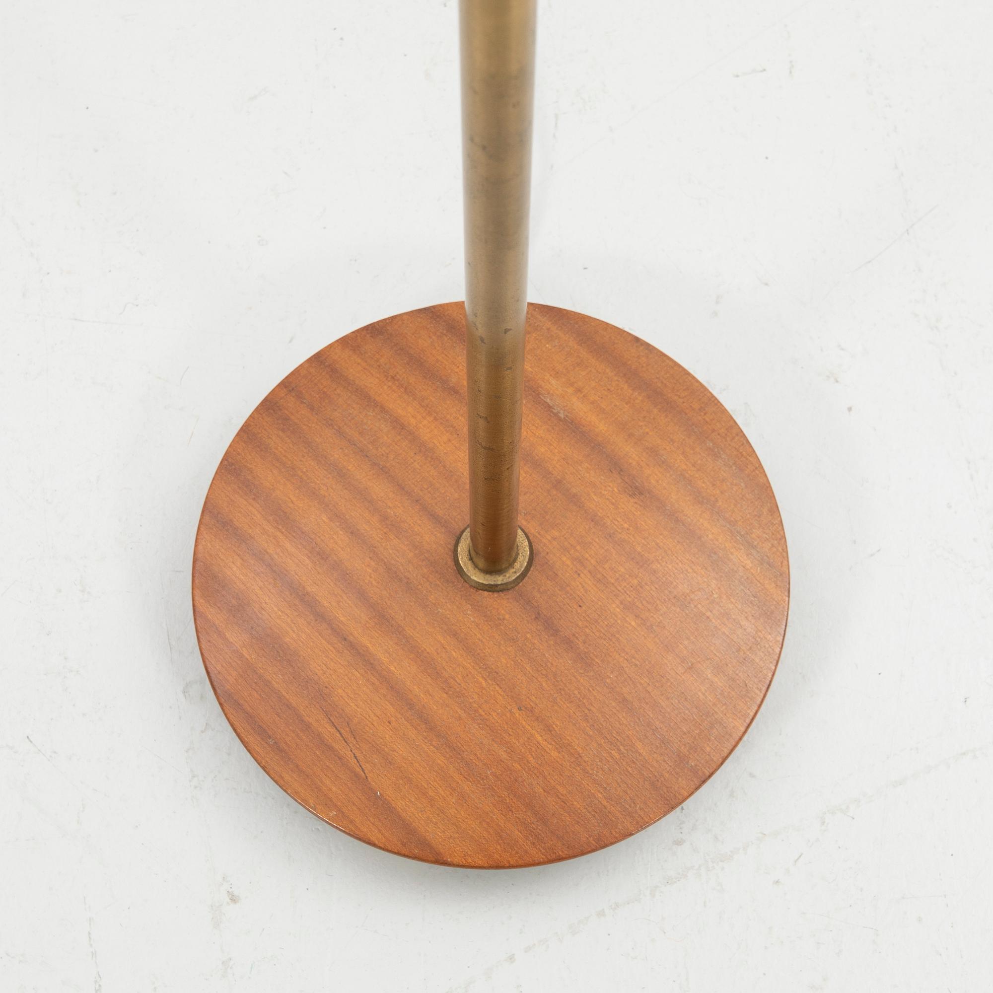 Bertil Brisborg, golvlampa, modell "531-010", Triva, Nordiska Kompaniet, 1950-tal.
