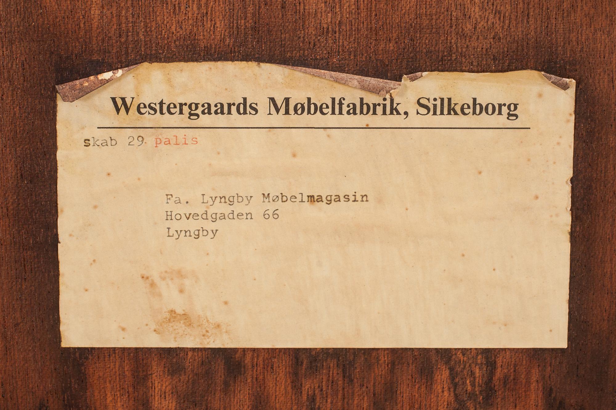 SIDEBORAD, Westergaards möbelfabrik, Silkeborg. Danmark, 1950-tal. CITES-intyg medföljer.