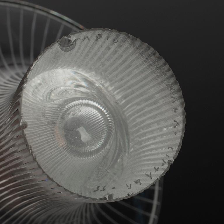 VAS, glas, "Kantarelli", Tapio Wirkkala, Iittala, Finland, 1955, signerad och datera undertill.